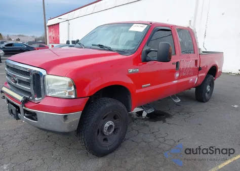 2005 Ford F250 Super Duty z USA, uszkodzony, nr VIN 1FTSW21PX5EC67932